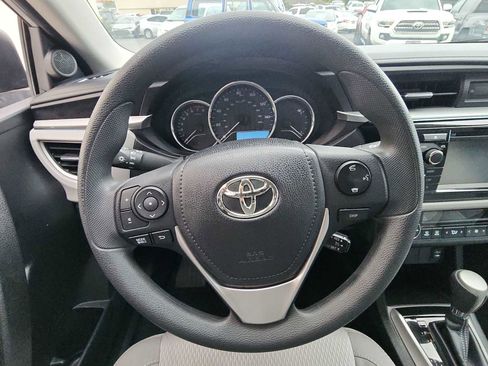 Used 2016 Toyota Corolla LE image 15