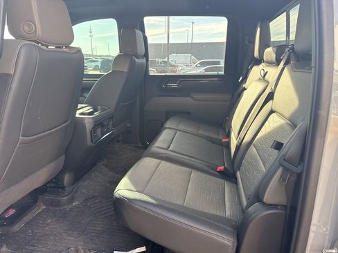 Used 2024 Chevrolet Silverado 2500 ZR2 w/ ZR2 Bison Edition image 11