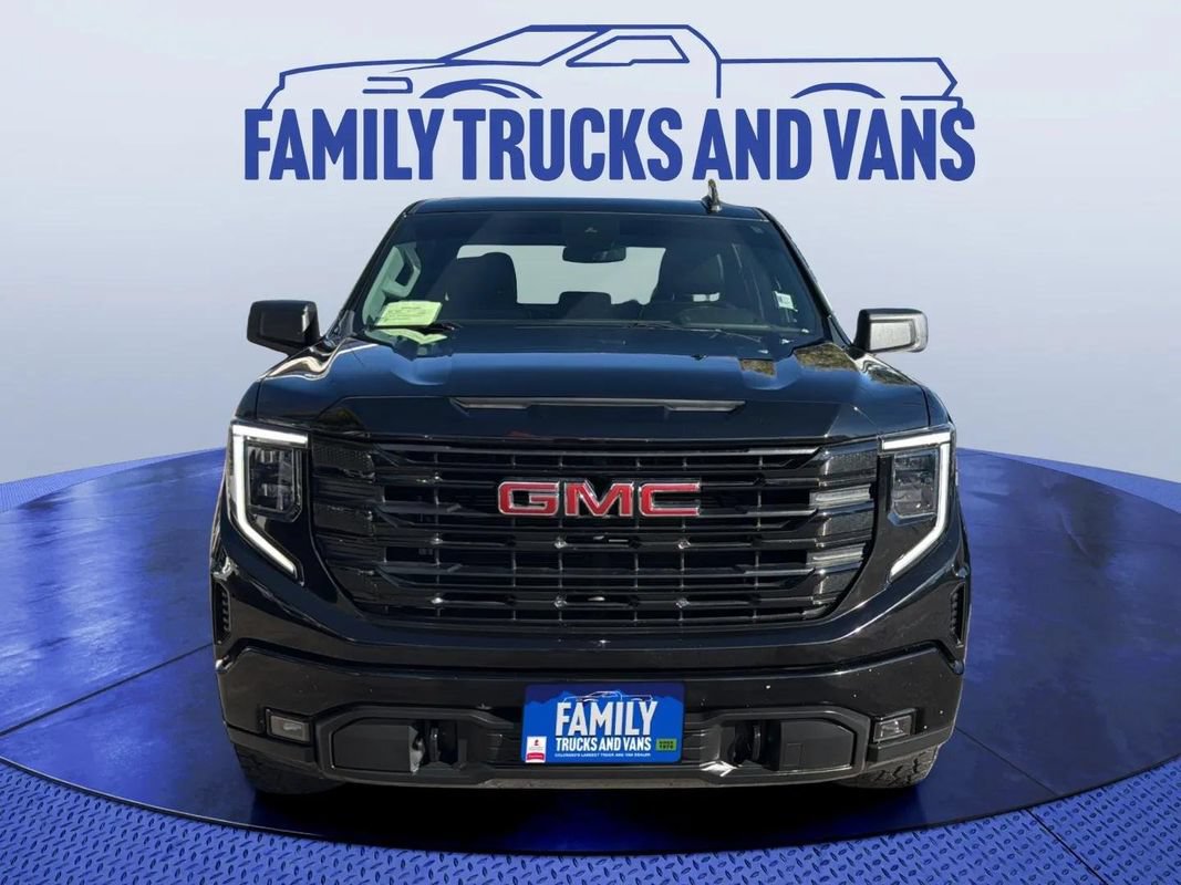 Used 2023 GMC Sierra 1500 Elevation w/ X31 Off-Road Package AWD/4WD image 8