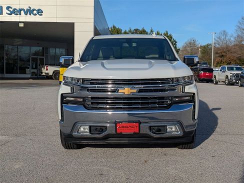 Used 2019 Chevrolet Silverado 1500 LTZ w/ LTZ Convenience Package image 3