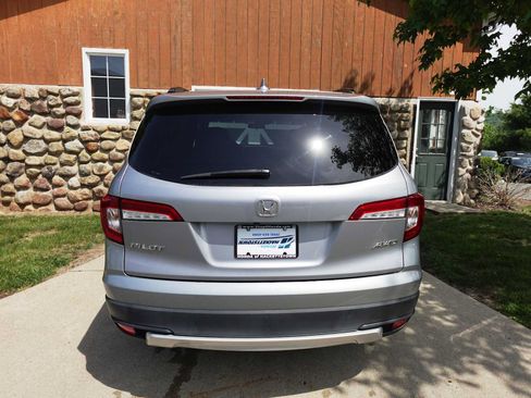 Used 2020 Honda Pilot EX image 6