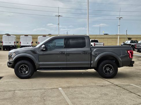 Used 2018 Ford F150 Raptor w/ Equipment Group 802A Luxury image 7