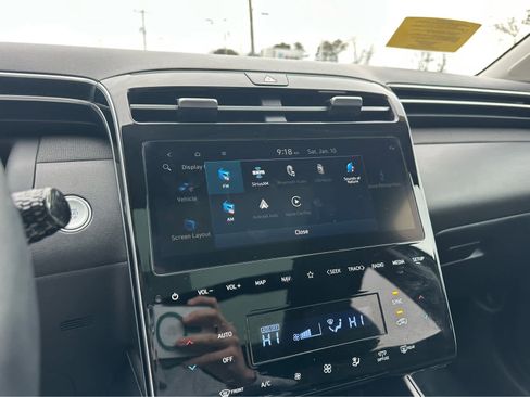 Used 2023 Hyundai Tucson Limited image 19