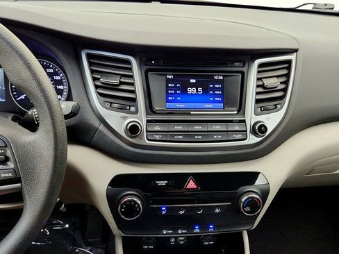 Used 2016 Hyundai Tucson SE FWD image 17