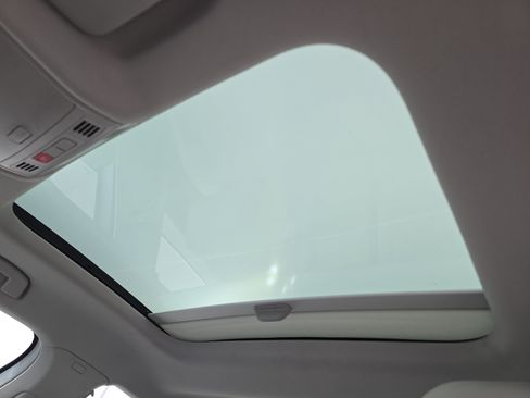 Certified 2023 Volkswagen Jetta SE FWD image 29