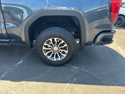 Used 2021 GMC Sierra 1500 AT4 AWD/4WD image 10