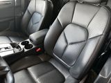 Certified 2024 Porsche Macan image 5