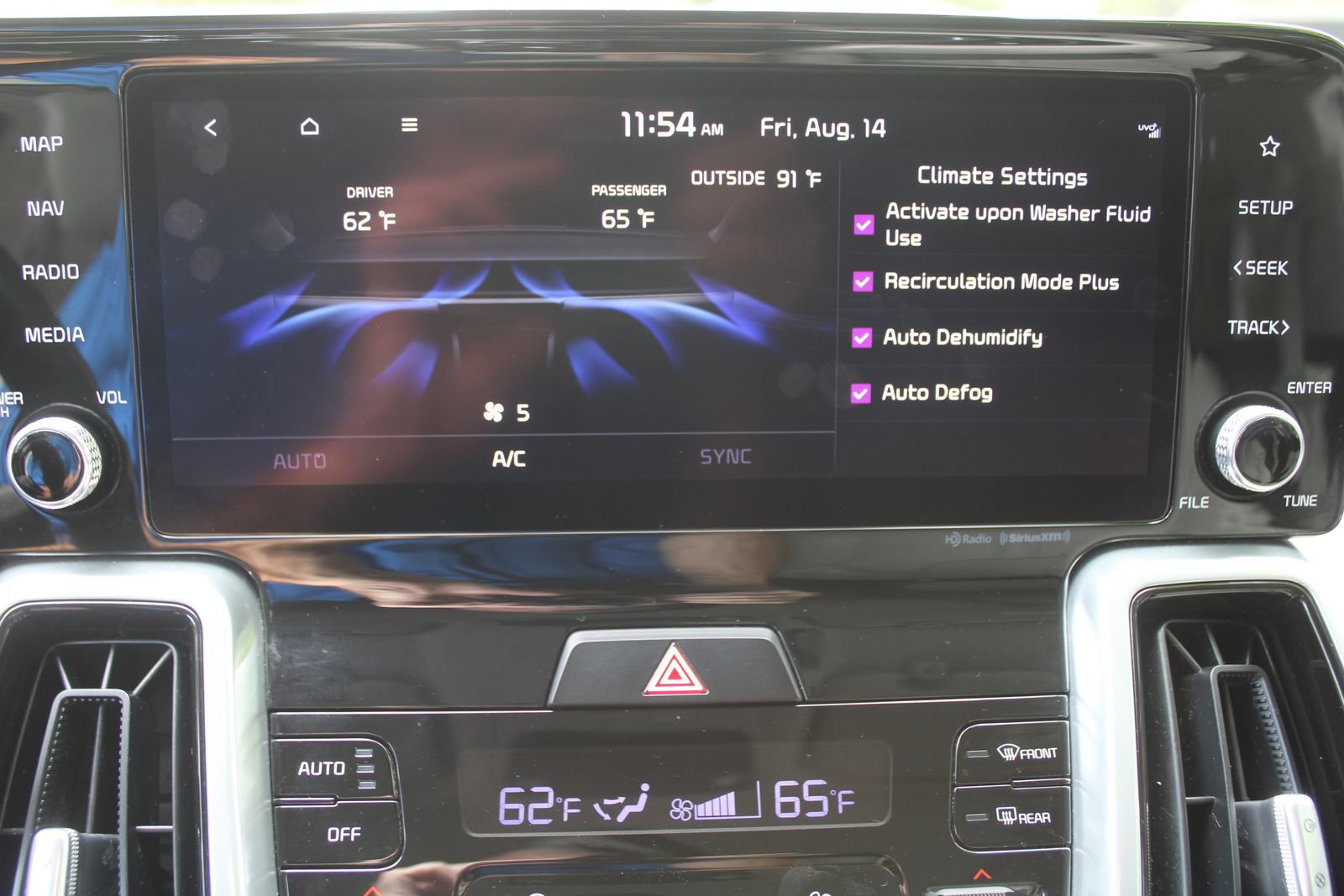 Certified 2022 Kia Sorento SX FWD image 47
