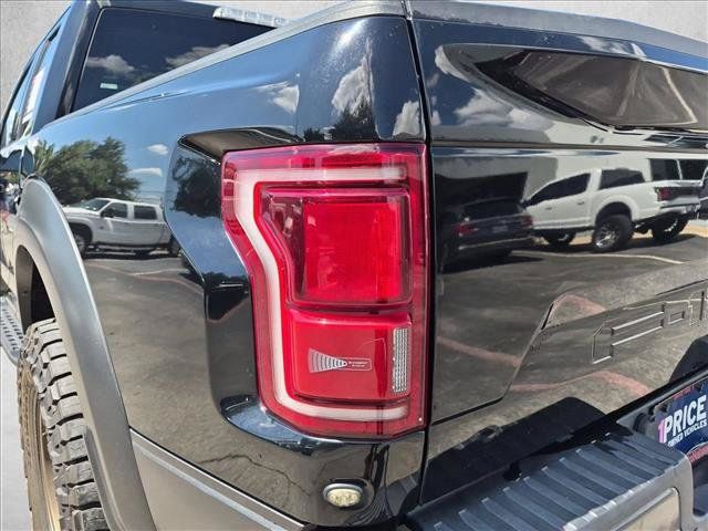 Used 2018 Ford F150 Raptor w/ Equipment Group 802A Luxury AWD/4WD image 26