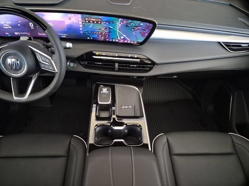 New 2027 Buick Enclave Avenir w/ LPO, Floor Liner Package AWD/4WD image 24