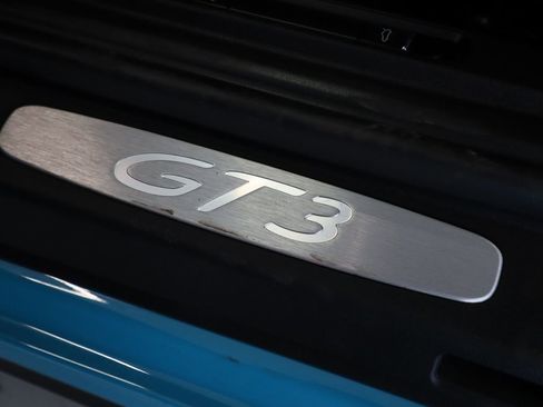 Used 2018 Porsche 911 GT3 image 45
