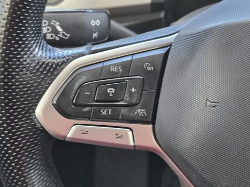 Used 2023 Volkswagen Atlas Cross Sport SEL R-Line image 20