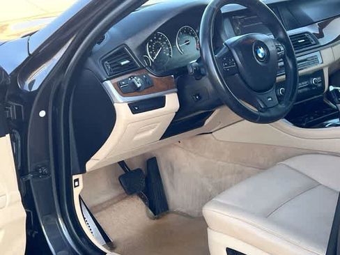 Used 2013 BMW 535i Sedan RWD image 3