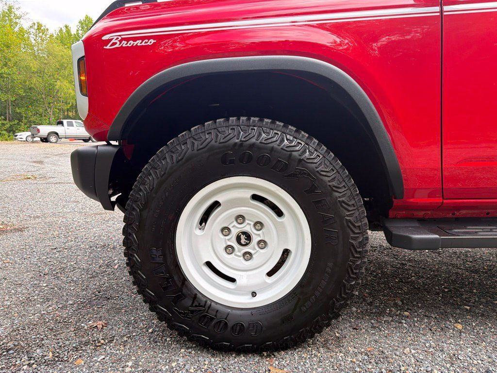 Used 2023 Ford Bronco Heritage Edition AWD/4WD image 14
