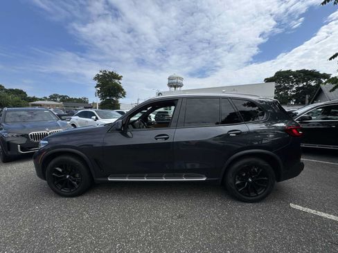 Used 2019 BMW X5 xDrive40i w/ Convenience Package AWD/4WD image 4