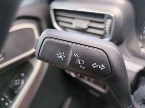 Used 2023 Ford Explorer XLT w/ Equipment Group 202A AWD/4WD image 28