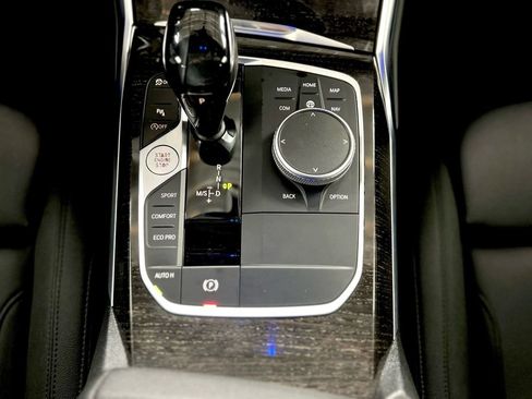 Used 2021 BMW 330i xDrive Sedan w/ M Sport Package image 26