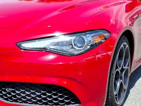 Used 2023 Alfa Romeo Giulia Veloce RWD image 16