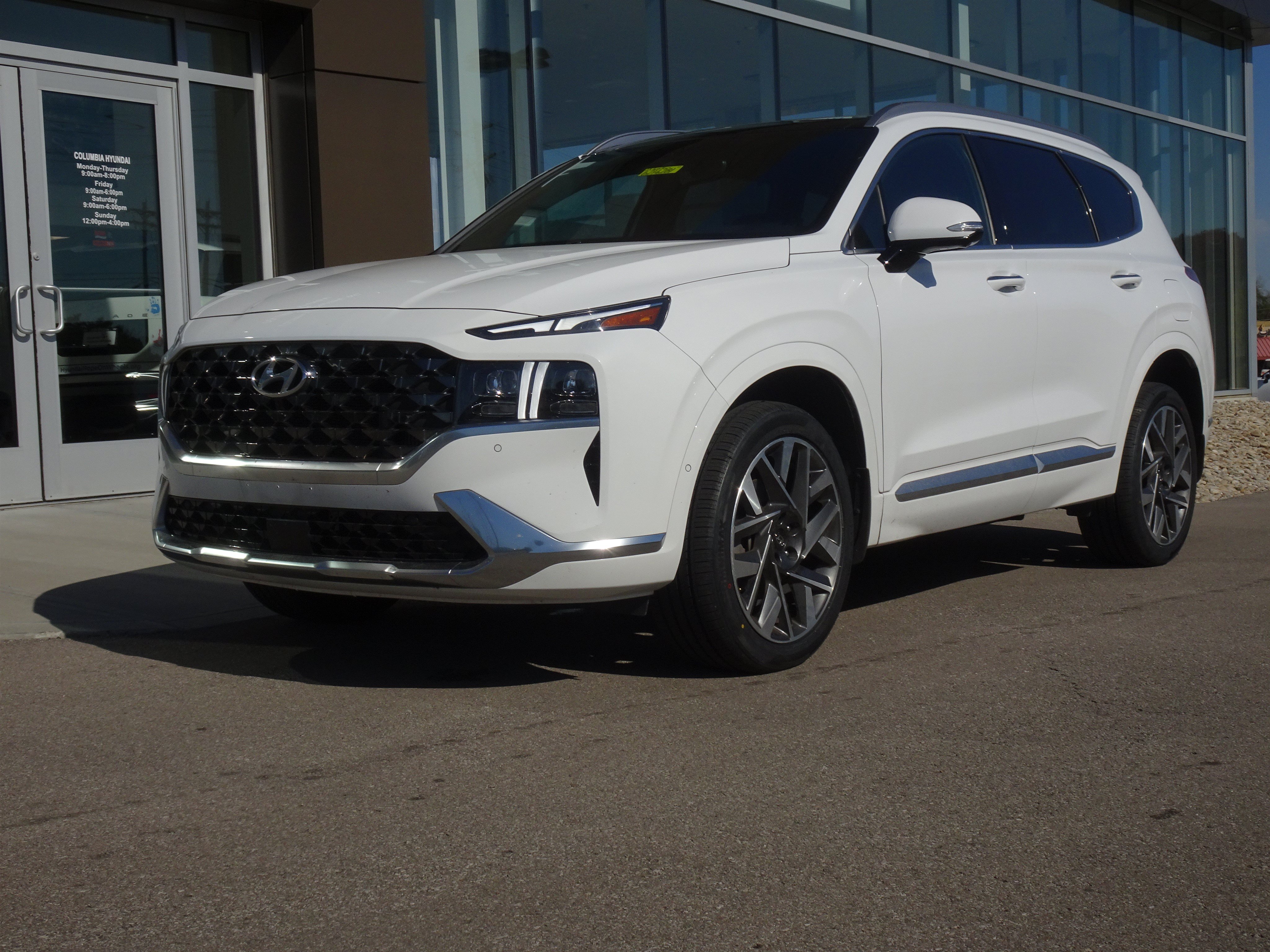 Used 2023 Hyundai Santa Fe Calligraphy AWD/4WD image 1