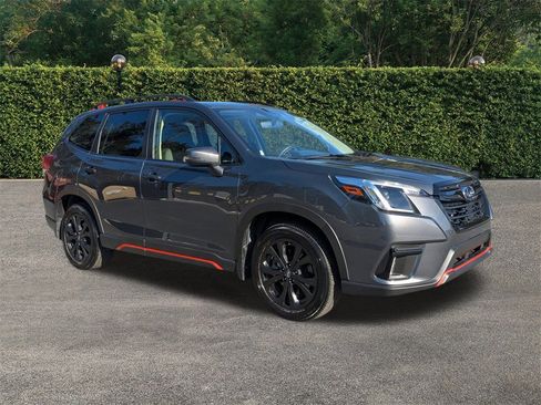 Used 2023 Subaru Forester Sport image 2