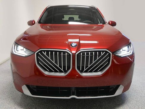 Used 2026 BMW X3 xDrive30i w/ Convenience Package AWD/4WD image 2