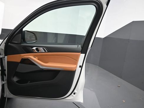 New 2026 BMW X5 sDrive40i RWD image 23