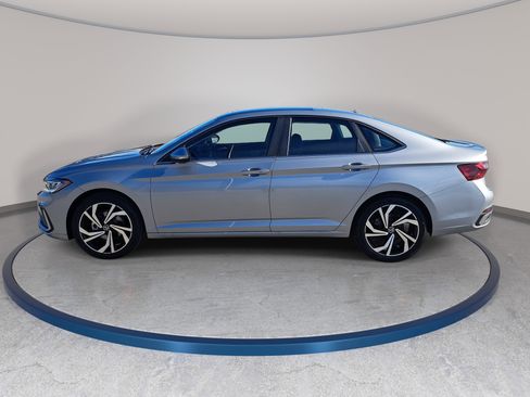 New 2026 Volkswagen Jetta SEL FWD image 8