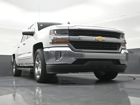 Used 2017 Chevrolet Silverado 1500 LT w/ All Star Edition RWD image 29