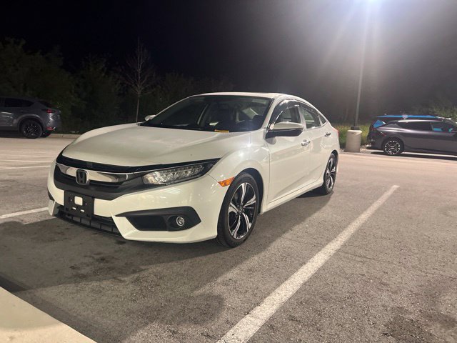 Used 2018 Honda Civic Touring image 3
