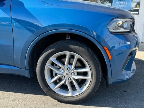 Used 2024 Dodge Durango GT image 2