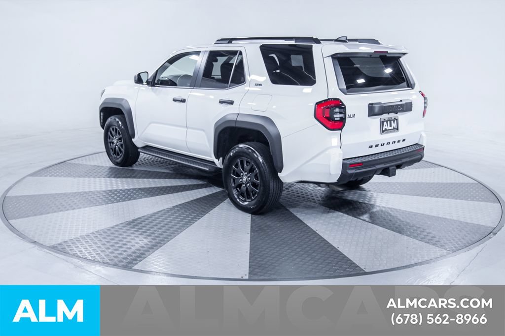 Used 2025 Toyota 4Runner SR5 AWD/4WD image 7
