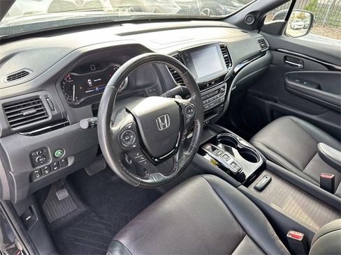 Used 2023 Honda Ridgeline Black Edition image 18