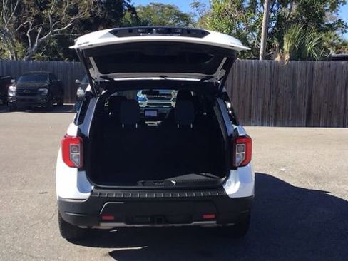Used 2022 Ford Explorer Timberline w/ Timberline Technology Package image 10