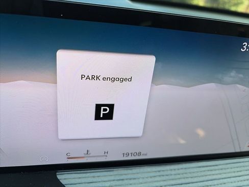 Used 2025 Genesis GV80 3.5T Advanced image 11