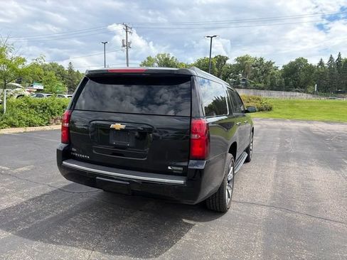Used 2017 Chevrolet Suburban Premier AWD/4WD image 24