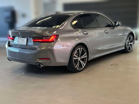 Used 2023 BMW 330i xDrive Sedan w/ Driving Assistance Package AWD/4WD image 4