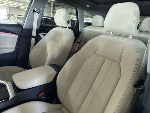 Used 2025 Audi Q5 Premium Plus AWD/4WD image 13