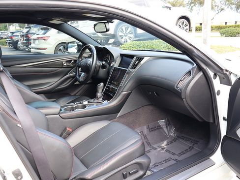 Used 2020 INFINITI Q60 Red Sport 400 image 27