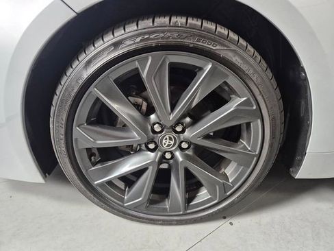Certified 2025 Toyota Corolla XSE FWD image 10