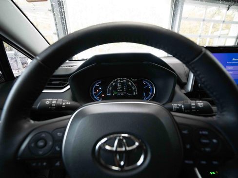 Used 2024 Toyota RAV4 AWD Hybrid w/ Weather Package image 15