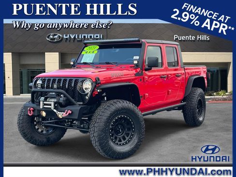 Used 2021 Jeep Gladiator Willys image 1