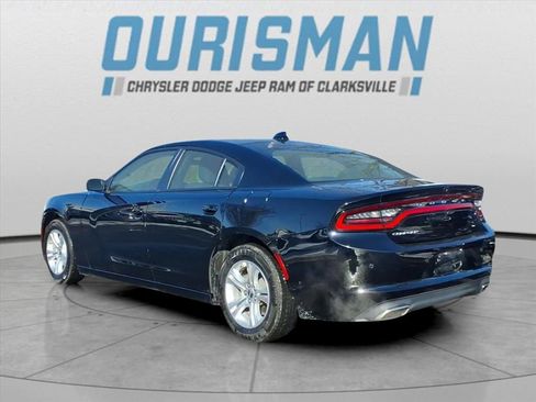 Used 2023 Dodge Charger SXT image 4
