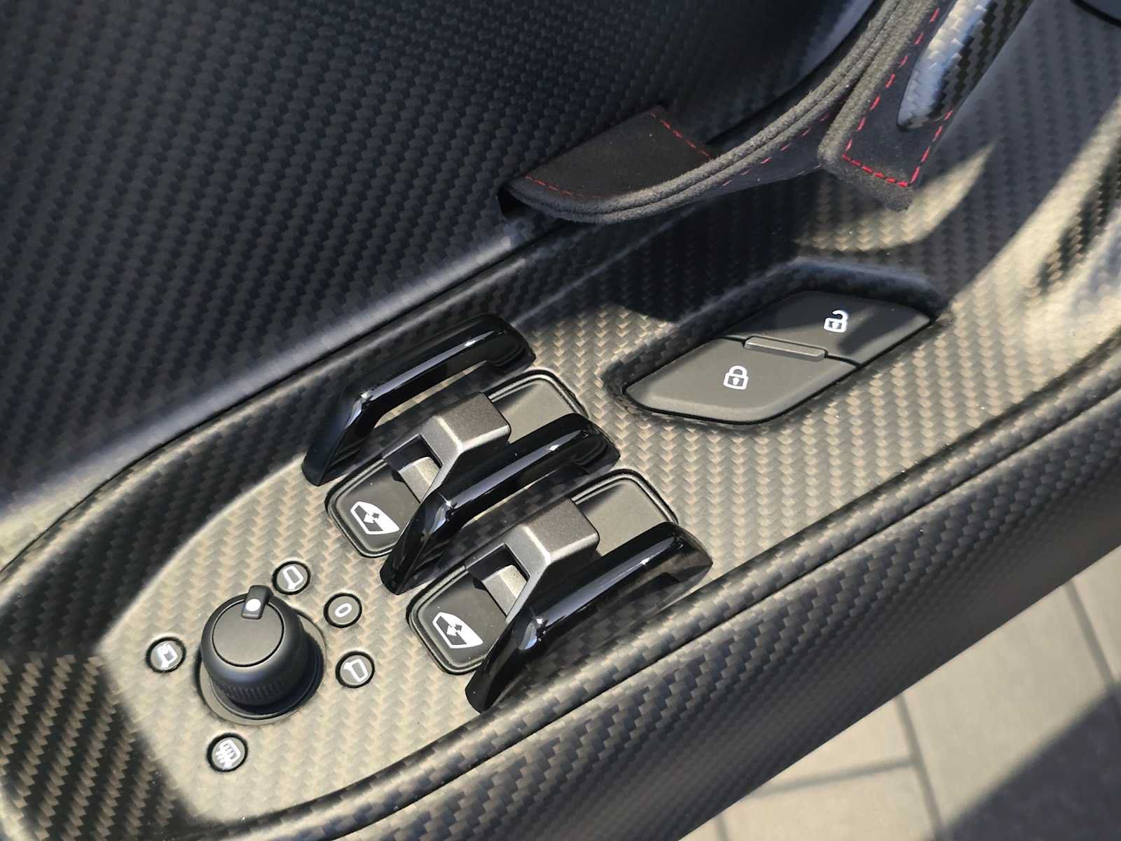 Used 2026 Lamborghini Temerario AWD/4WD image 18