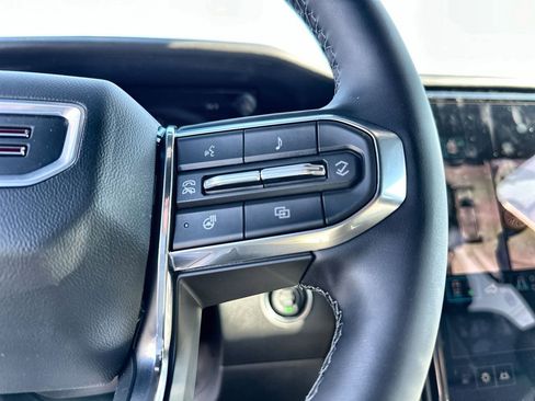 New 2026 GMC Acadia Elevation w/ Elevation Premium Package FWD image 32