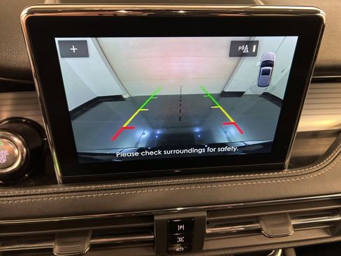 Used 2022 Lincoln Corsair AWD w/ Equipment Group 101A image 12