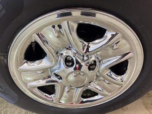 Used 2016 Toyota Tundra SR5 AWD/4WD image 31