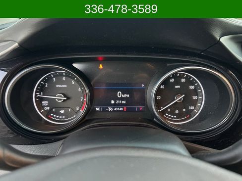 Used 2022 Buick Encore GX Select image 15