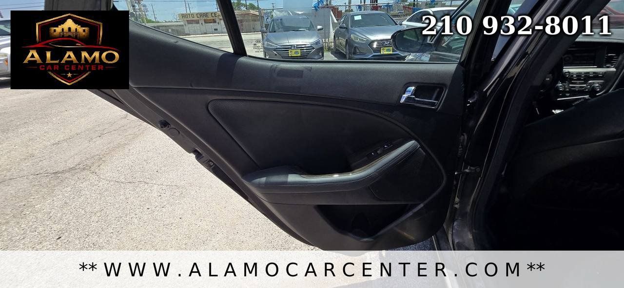 Used 2013 Kia Optima SX w/ Limited Pkg FWD image 29