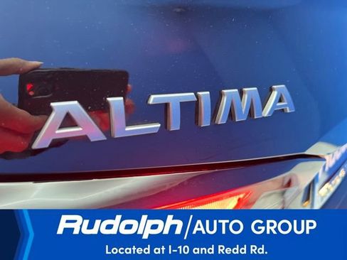 Used 2025 Nissan Altima 2.5 SV image 9