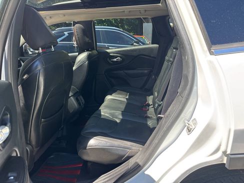 Used 2014 Jeep Cherokee Limited AWD/4WD image 13